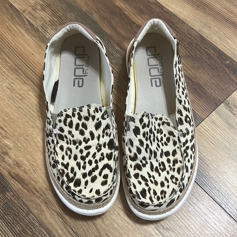Leopard Hey Dudes